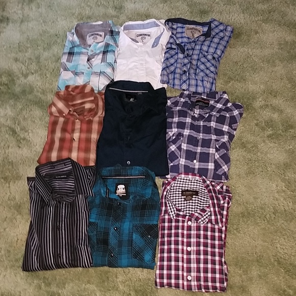 Other - ⭐HP⭐ BUNDLE OF LARGE MEN'S BUTTON DOWN SHIRTS